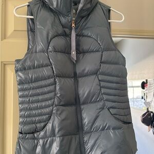 Women's Lulu Lemon Gray/Blue Puffer Vest